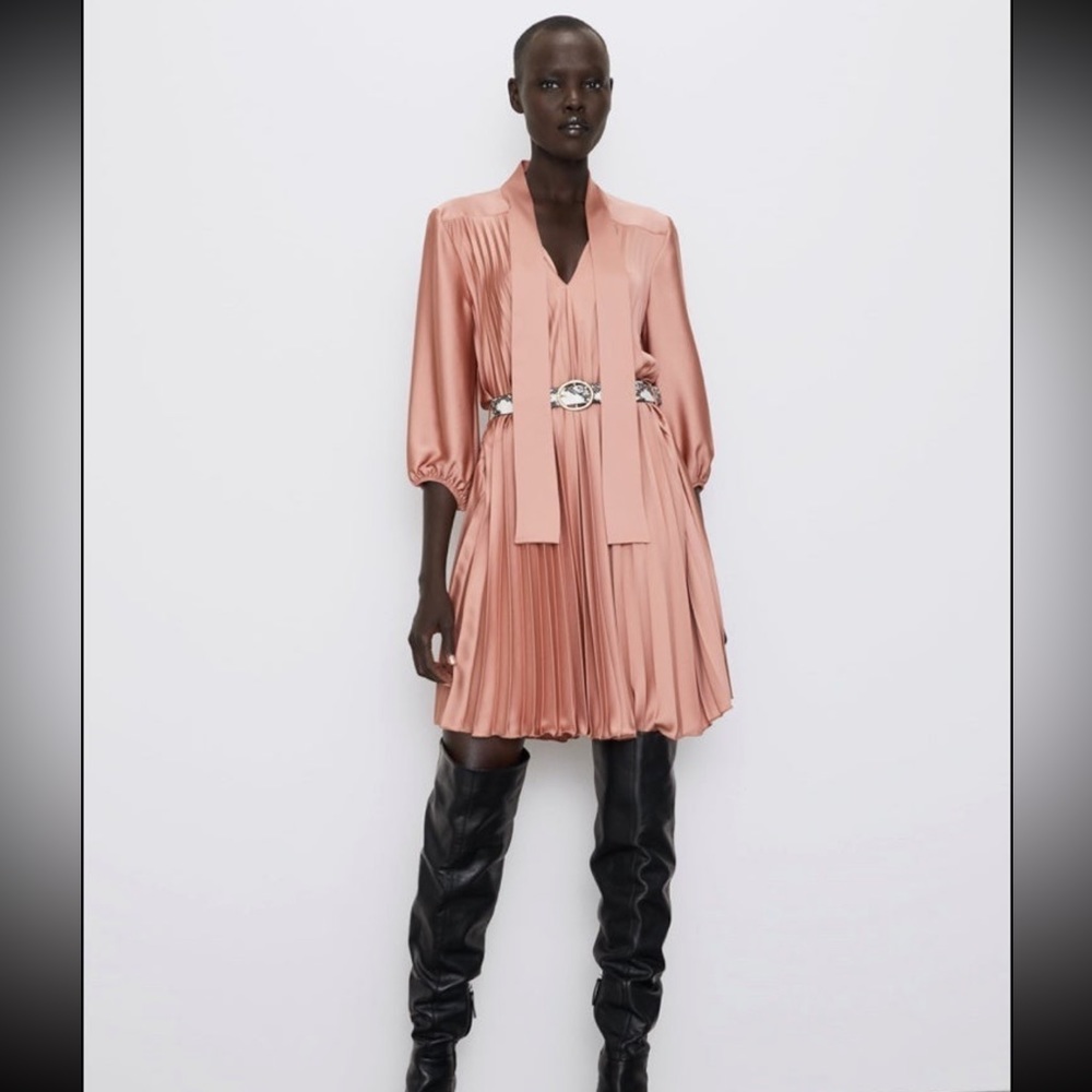 Zara Women Pleated Dress With Belt Beige Pink Ref 1971/170
